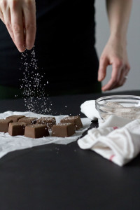 paleo fudge cups simple life by kels