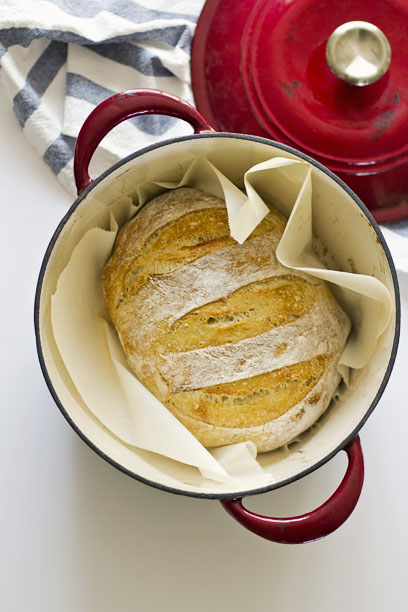 dutch oven sourdough bread