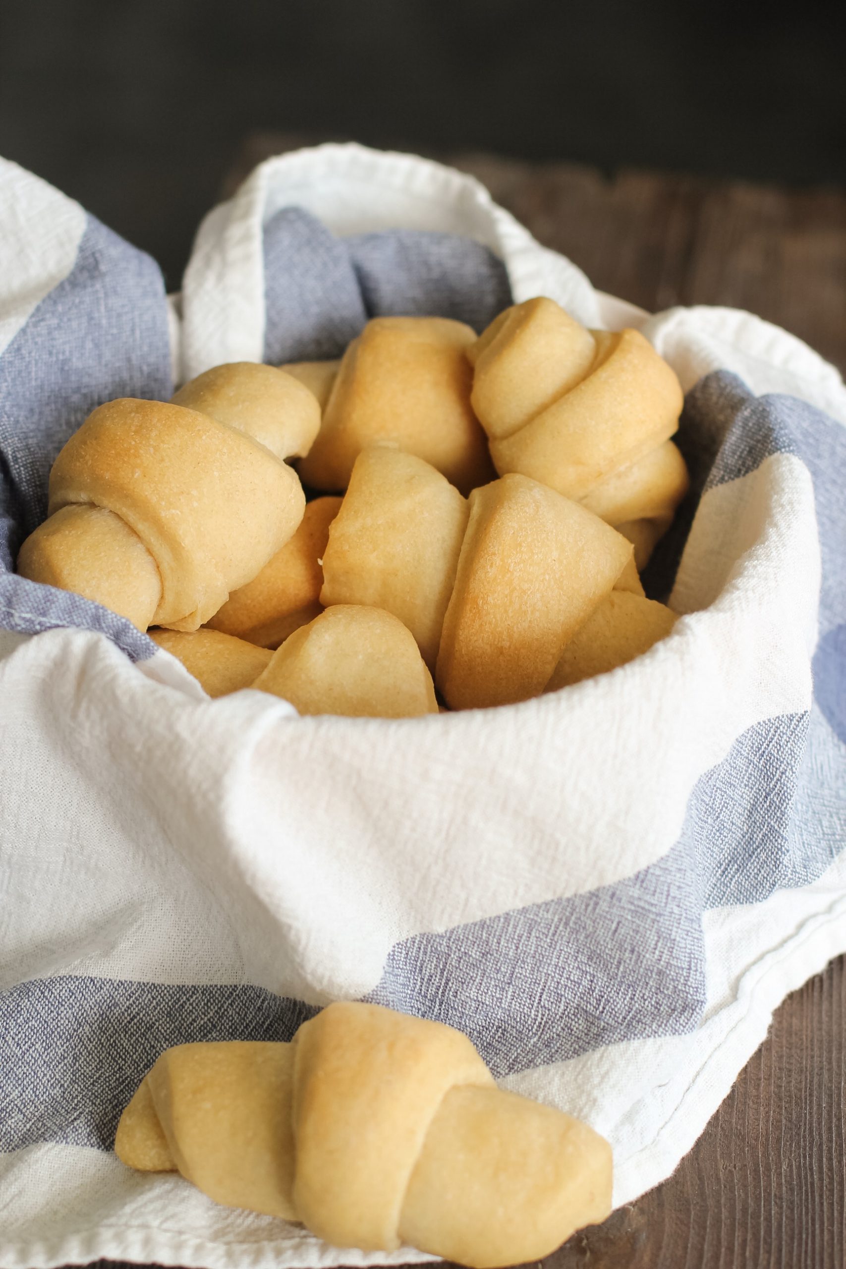 natural yeast dinner roll simple life by kels