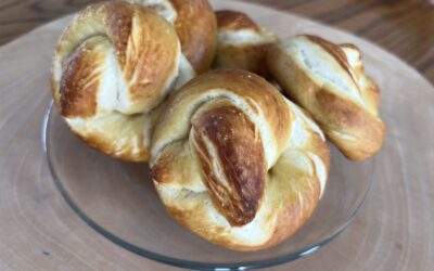 Sourdough Soft Pretzels